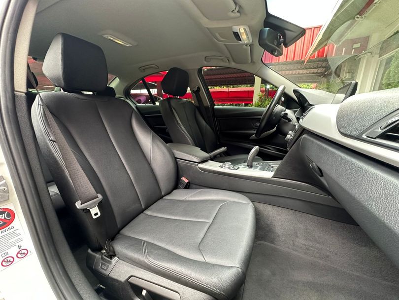 BMW 320iA 2.0 Turbo/ActiveFlex 16V/GP  4p