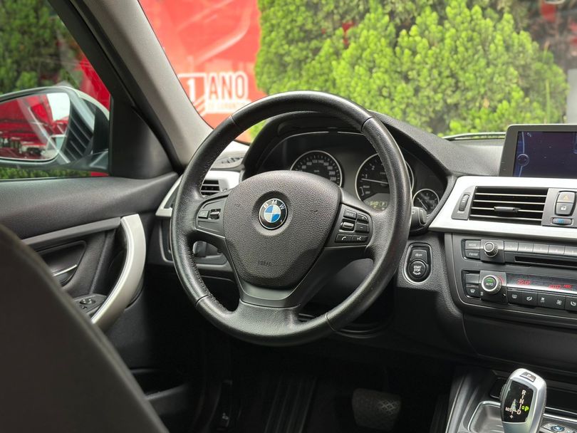 BMW 320iA 2.0 Turbo/ActiveFlex 16V/GP  4p