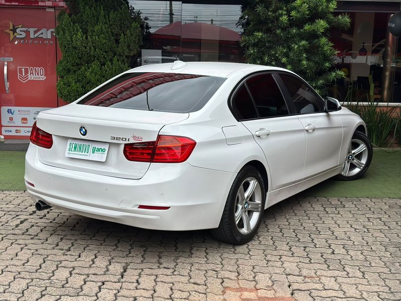 BMW 320iA 2.0 Turbo/ActiveFlex 16V/GP  4p