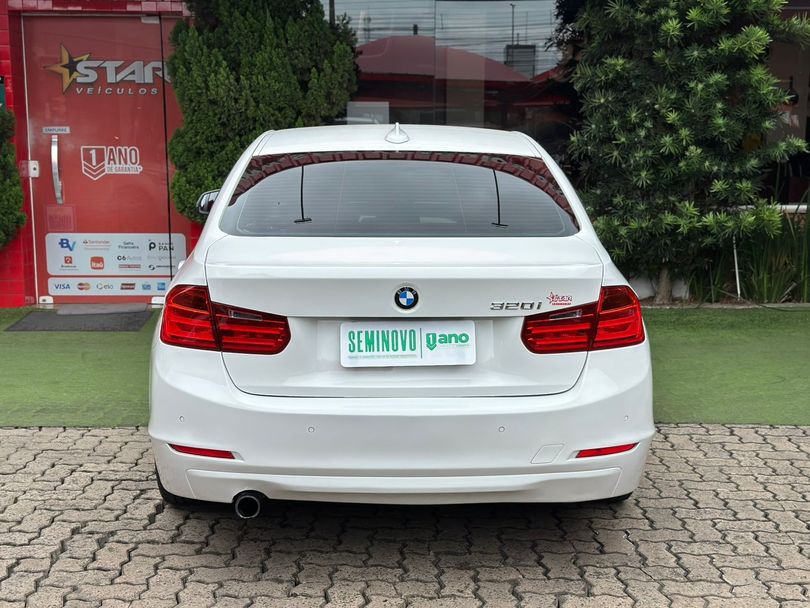 BMW 320iA 2.0 Turbo/ActiveFlex 16V/GP  4p