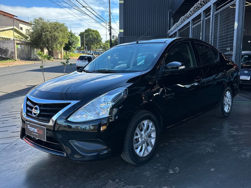 Nissan VERSA SV 1.6 16V FlexStart 4p Aut.