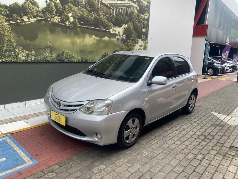 Toyota ETIOS XS  1.3 Flex 16V 5p Mec.