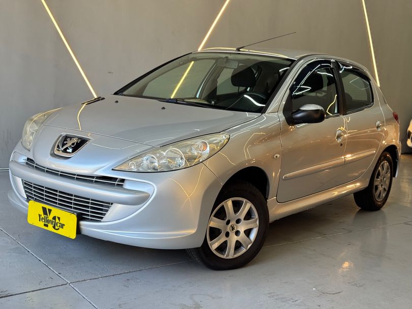 Peugeot 207 XR 1.4 Flex 8V 5p