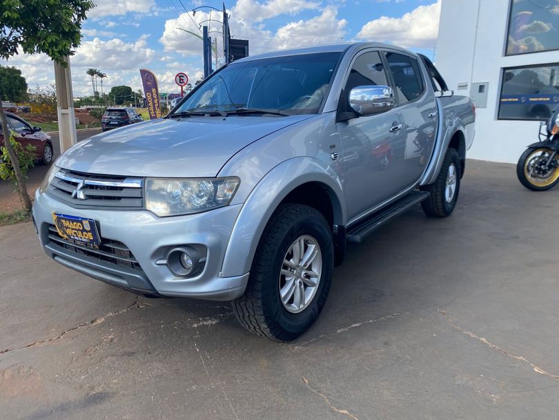 Mitsubishi L200 Triton HPE 3.2 CD TB Int.Diesel Aut