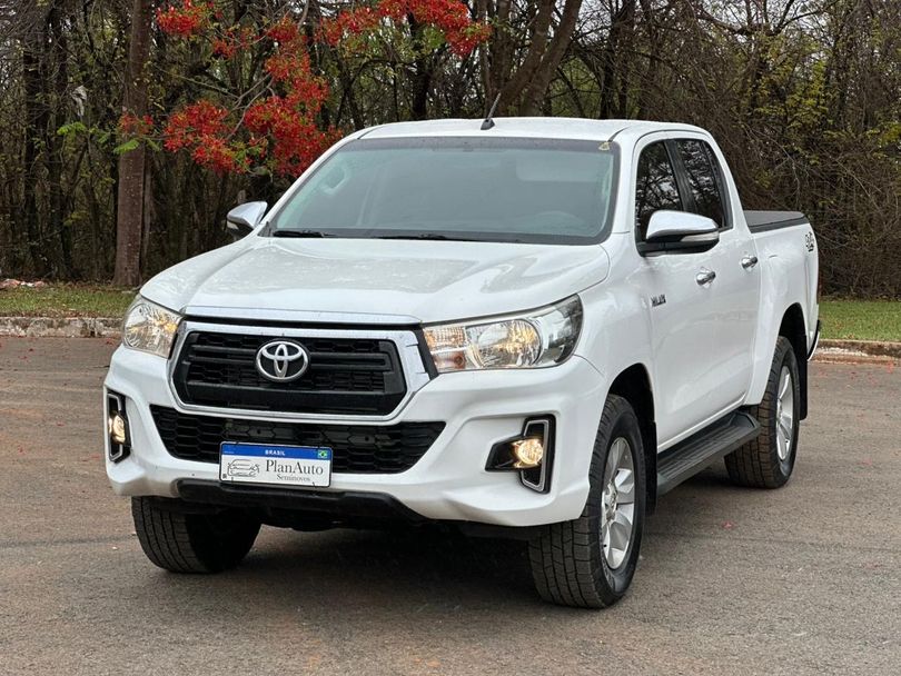 Toyota Hilux CD SRV 4x4 2.8 TDI Diesel Aut.