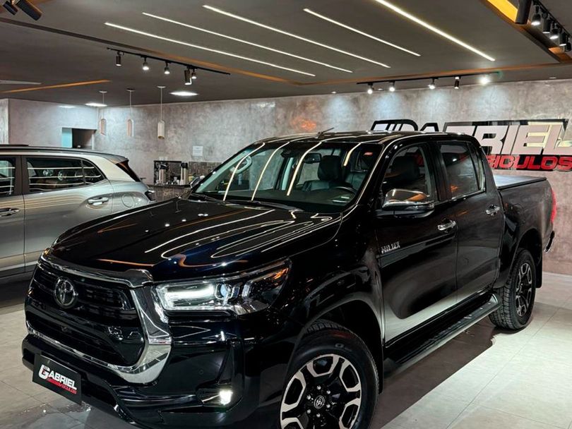 Toyota Hilux CD SRX 4x4 2.8 TDI 16V Diesel Aut.