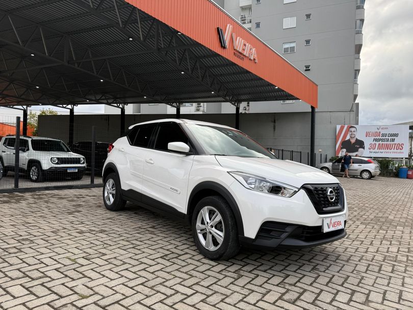 Nissan KICKS Active S 1.6 16V Flex Aut.