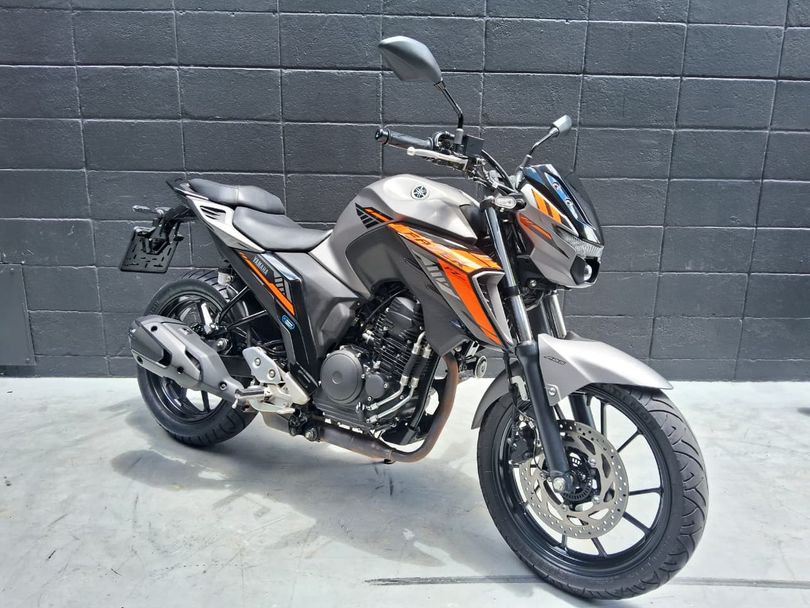 YAMAHA FZ25 250 FAZER CONNECTED