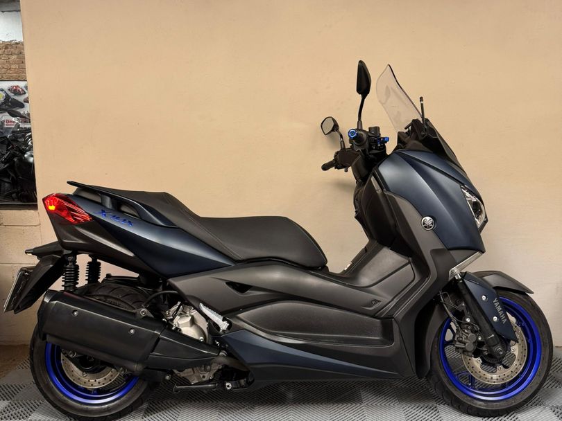 YAMAHA XMAX 250 ABS