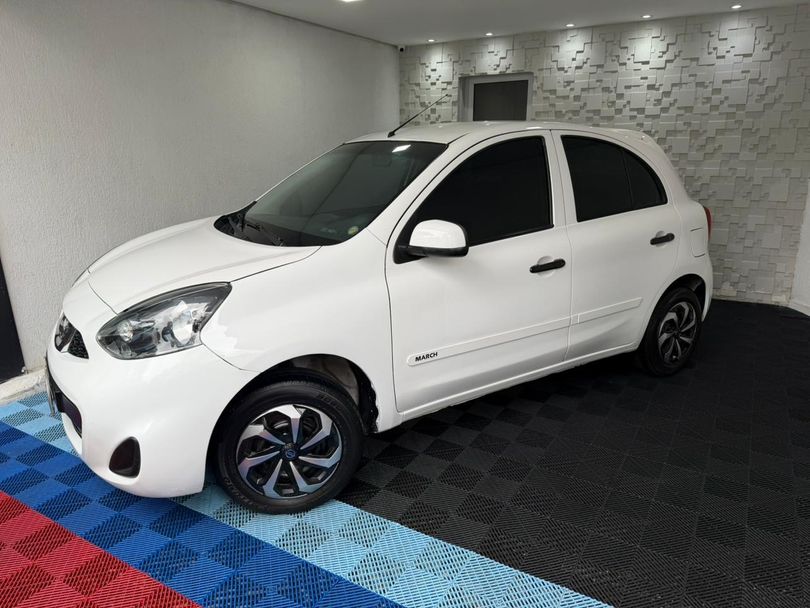 Nissan MARCH S 1.0 12V Flex 5p