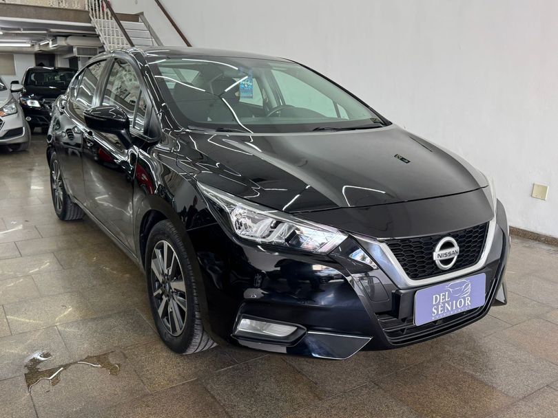 Nissan VERSA Advance 1.6 16V Flex Aut.