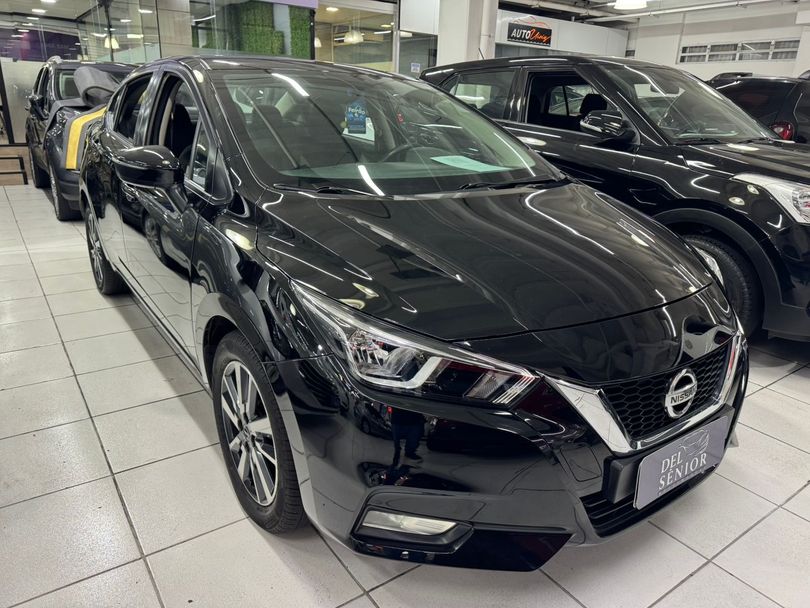 Nissan VERSA Advance 1.6 16V Flex Aut.