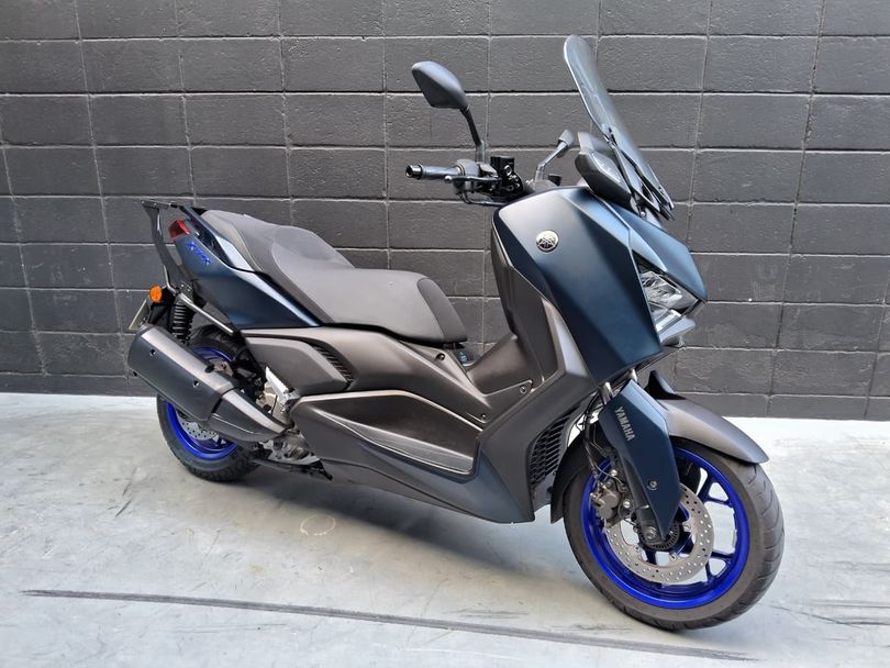 YAMAHA XMAX 250 CONNECTED 
