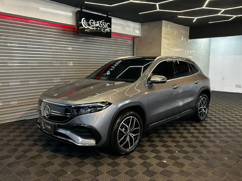 Mercedes EQA 250 (Elétrico)