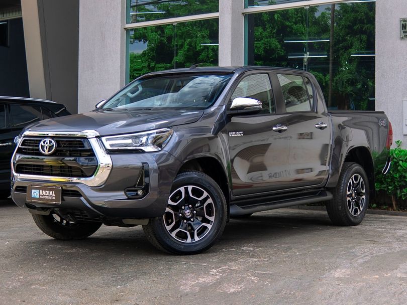 Toyota Hilux CD SRV 4x4 2.8 TDI Diesel Aut.