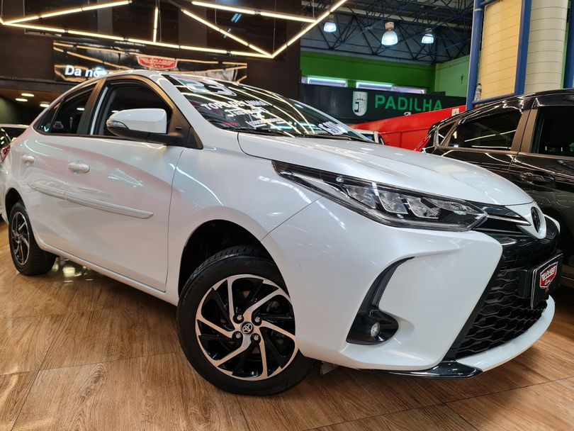 Toyota YARIS XLS Sedan 1.5 Flex 16V 4p Aut.