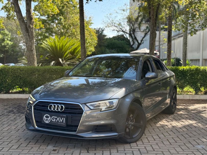 Audi A3 Sedan 1.4 TFSI Flex Tiptronic 4p
