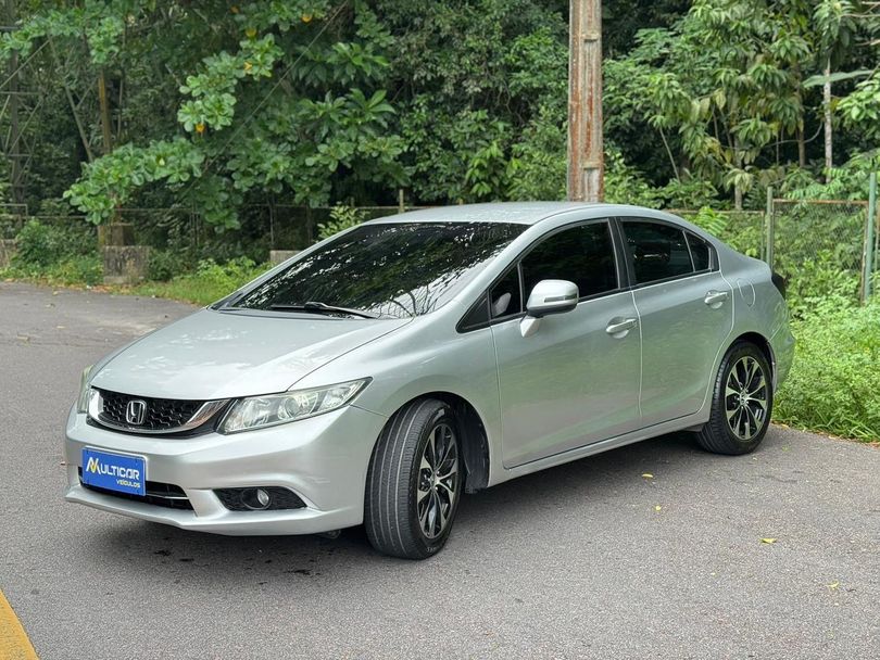 Honda Civic Sedan LXR 2.0 Flexone 16V Aut. 4p