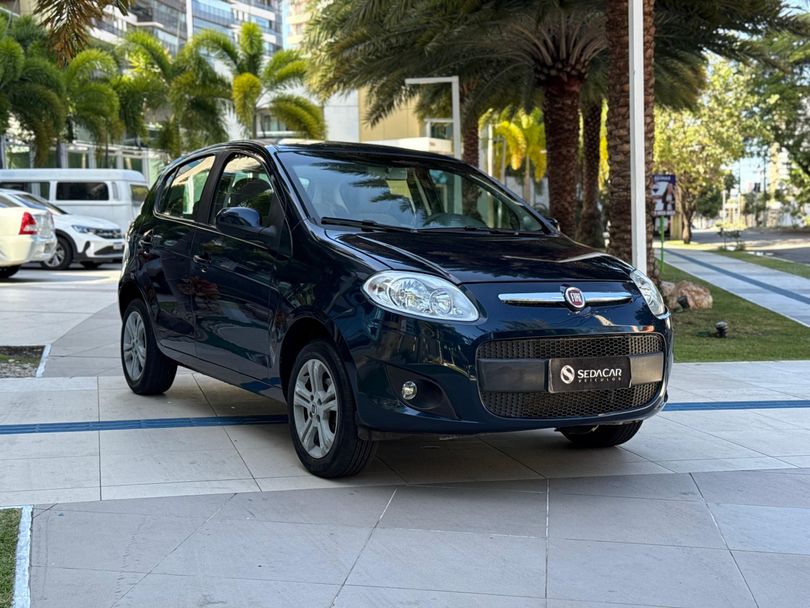 Fiat Palio ESSENCE 1.6 Flex 16V 5p