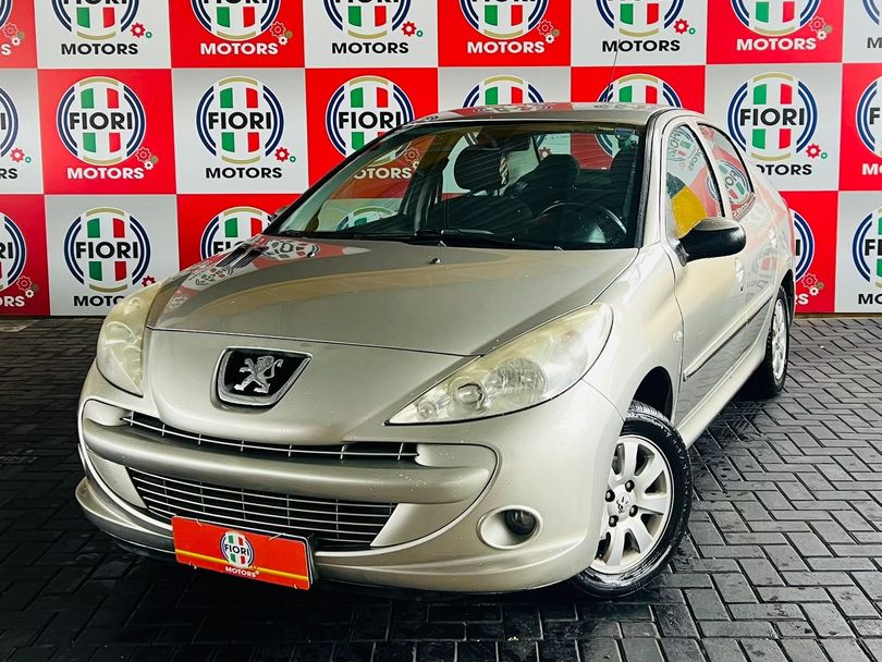 Peugeot 207 Sedan Passion XR 1.4 Flex 8V 4p