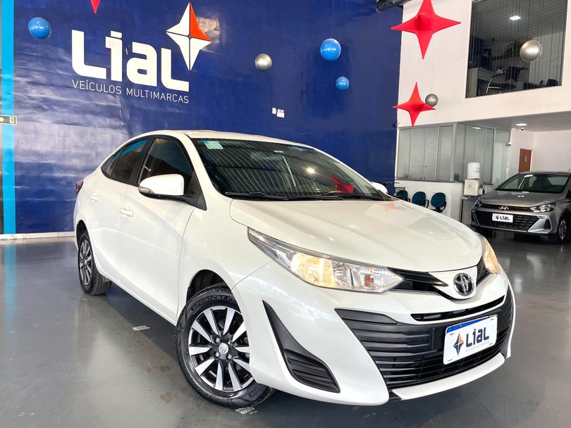 Toyota YARIS XL Sedan 1.5 Flex 16V 4p Mec.