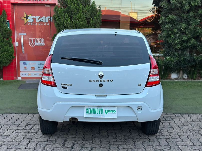 Renault SANDERO Expression Hi-Flex 1.6 8V 5p