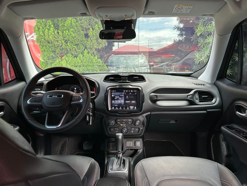 Jeep Renegade Long. T270 1.3 TB 4x2 Flex Aut.