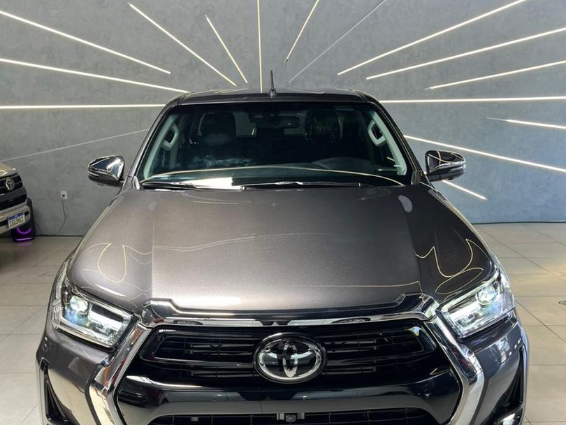 Toyota Hilux CD SRX 4x4 2.8 TDI 16V Diesel Aut.