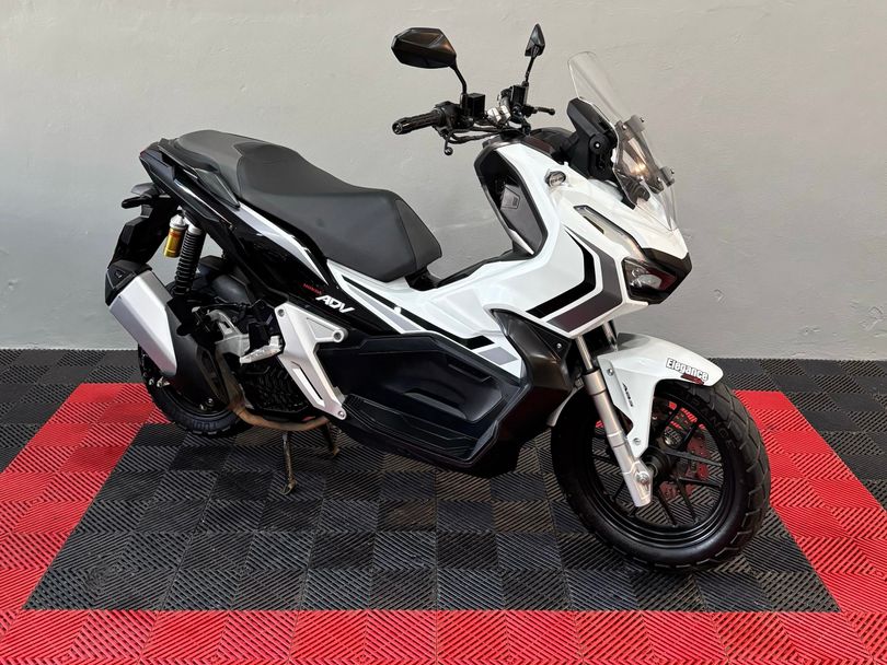 HONDA ADV 150