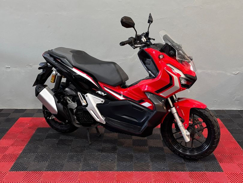 HONDA ADV 150