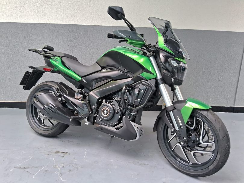 BAJAJ DOMINAR 400 