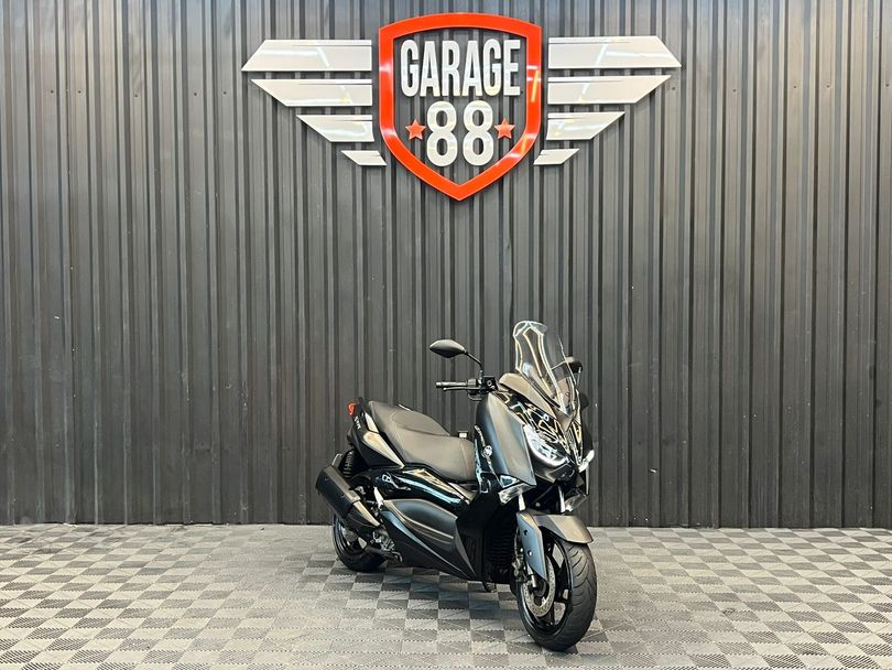 YAMAHA XMAX 250 ABS
