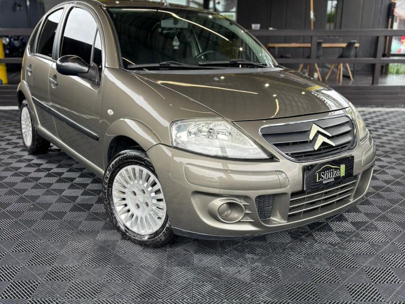 Citroën C3 GLX 1.4/ GLX Sonora 1.4 Flex 8V 5p