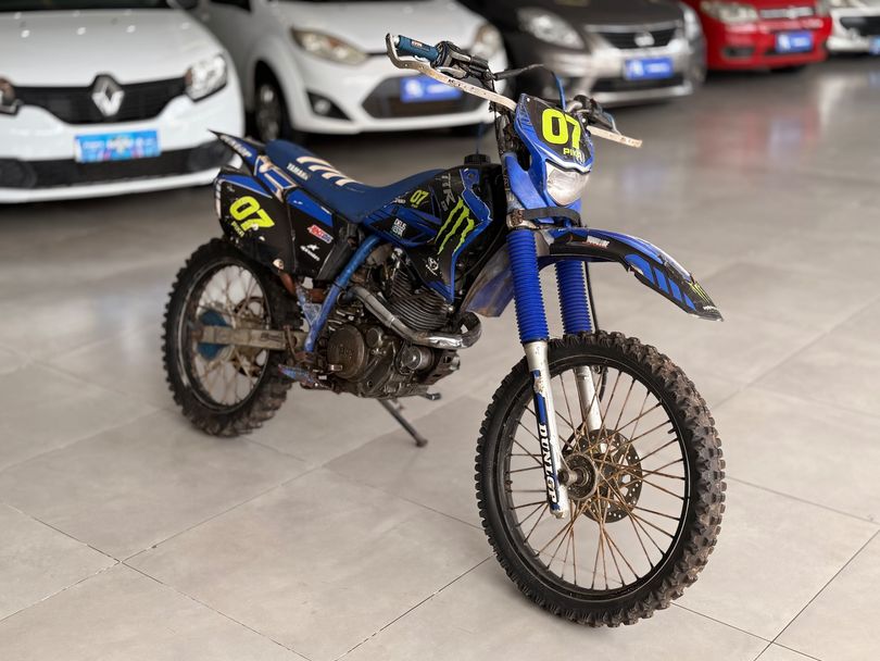 YAMAHA 230 COMPETIÇÃO