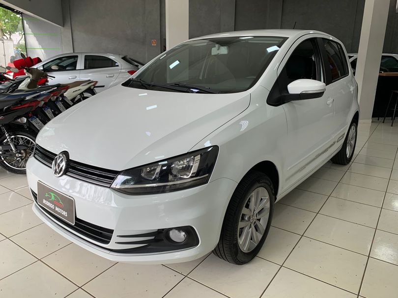VolksWagen Fox Connect 1.6 Flex 8V 5p