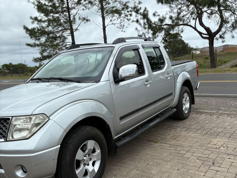 Nissan Frontier SEL CD 4x4 2.5 TB Diesel Aut.