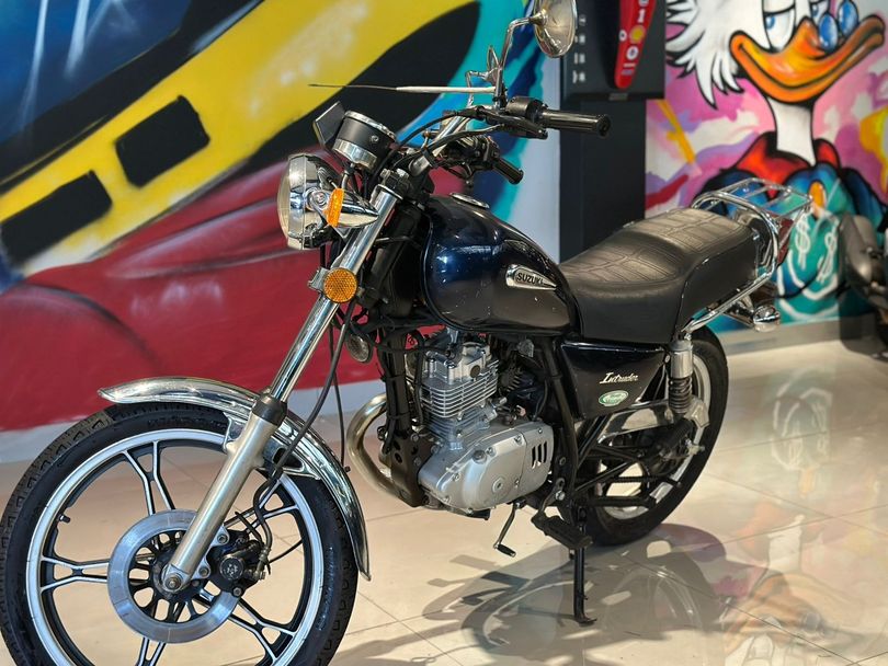 SUZUKI INTRUDER 125