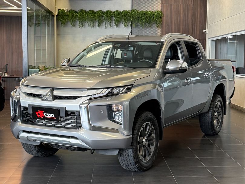 Mitsubishi L200 Triton Sport HPE-S 2.4 CD Dies. Aut