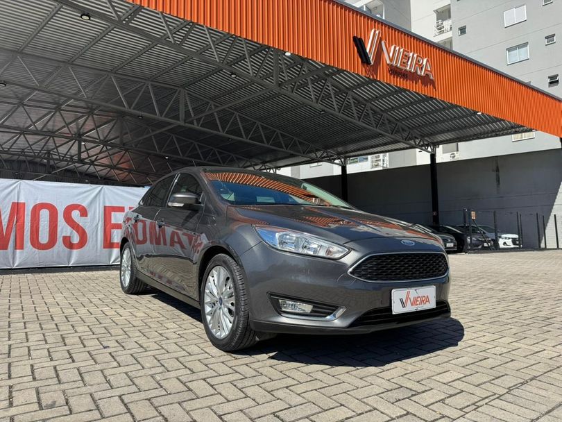 Ford Focus 2.0 16V/SE/SE Plus Flex 5p Aut.