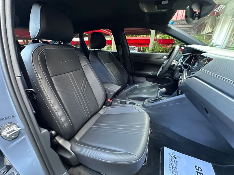 VolksWagen Nivus Highline 1.0 200 TSI Flex Aut.