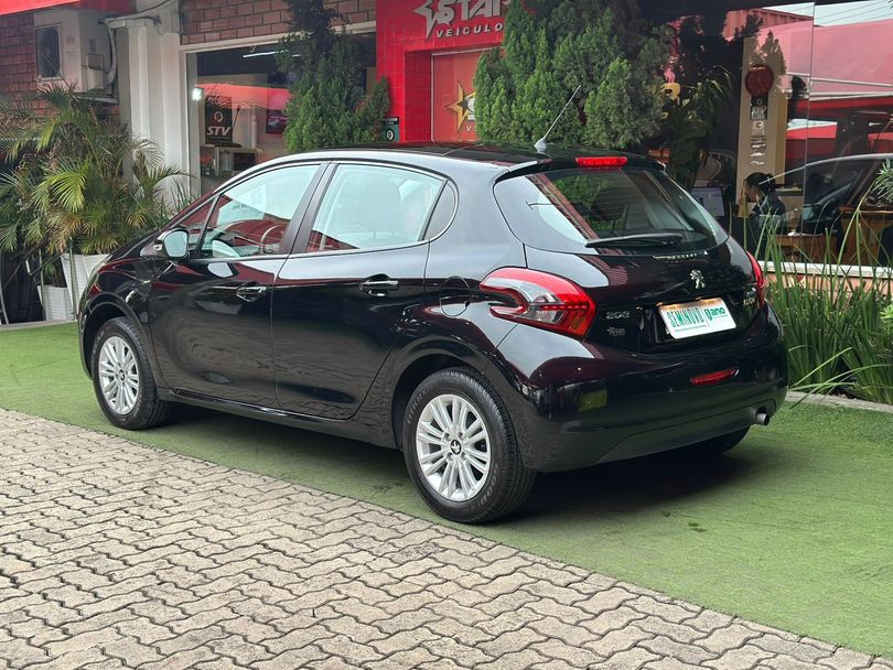 Peugeot 208 Allure 1.2 Flex 12V 5p Mec.