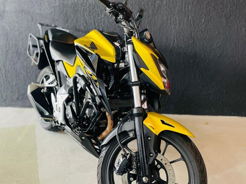 HONDA CB 300F Twister Flex