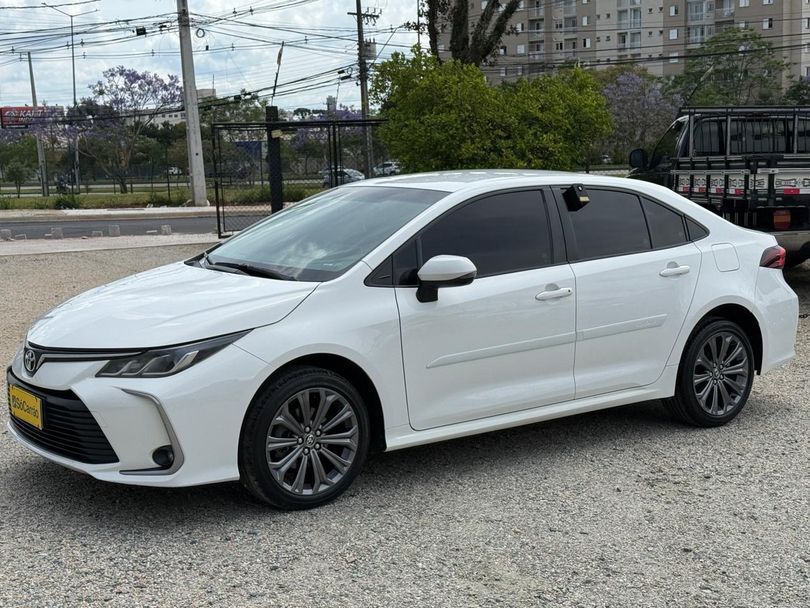 Toyota Corolla XEi 2.0 Flex 16V Aut.