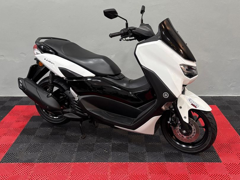 YAMAHA NMAX 160