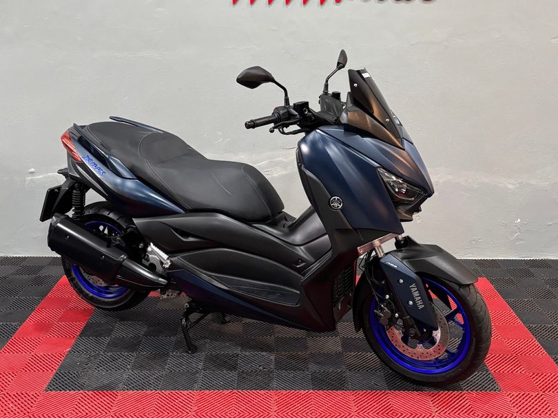 YAMAHA XMAX 250 ABS