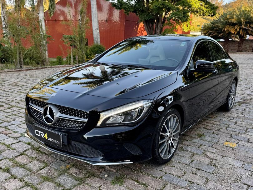 Mercedes CLA-200 1.6 TB 16V Flex Aut.