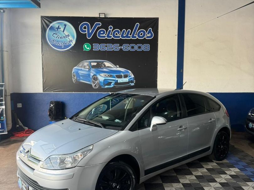 Citroën C4 GLX 2.0 Flex 16V 5p Mec.