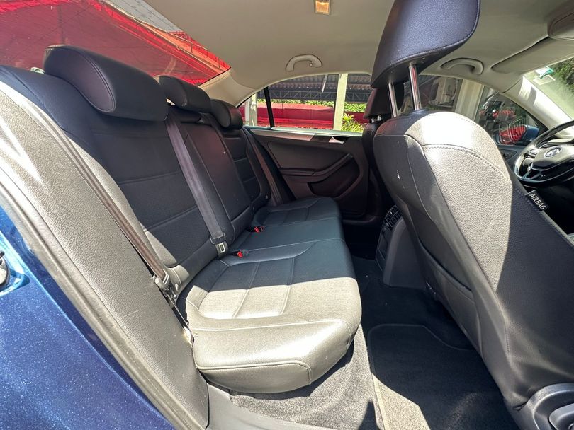 VolksWagen JETTA Comfortline 1.4 TSI 16V 4p Aut.