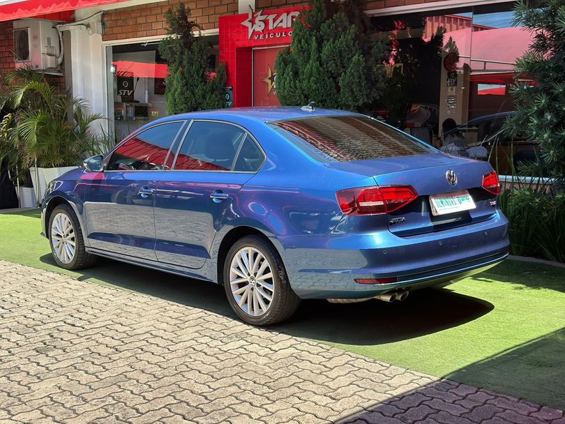 VolksWagen JETTA Comfortline 1.4 TSI 16V 4p Aut.