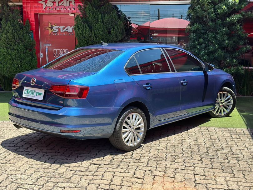 VolksWagen JETTA Comfortline 1.4 TSI 16V 4p Aut.